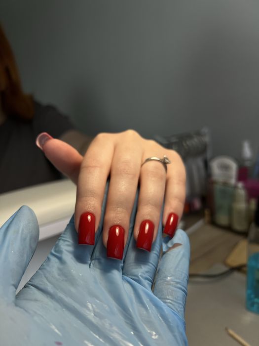 Манікюр метро лівобережна