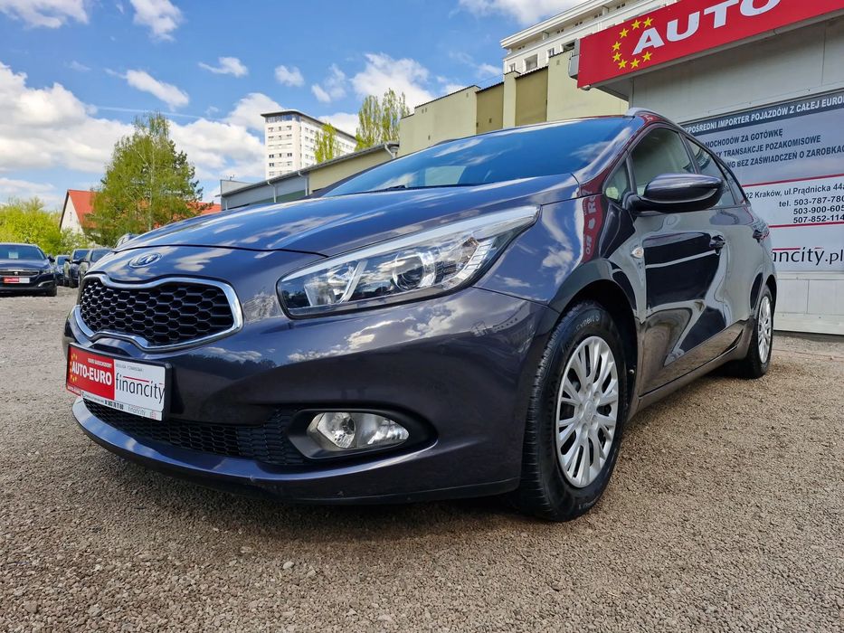 Kia Ceed 1.4 benz, gwarancja, serw ASO, lakier fabryczny, stan idealny!