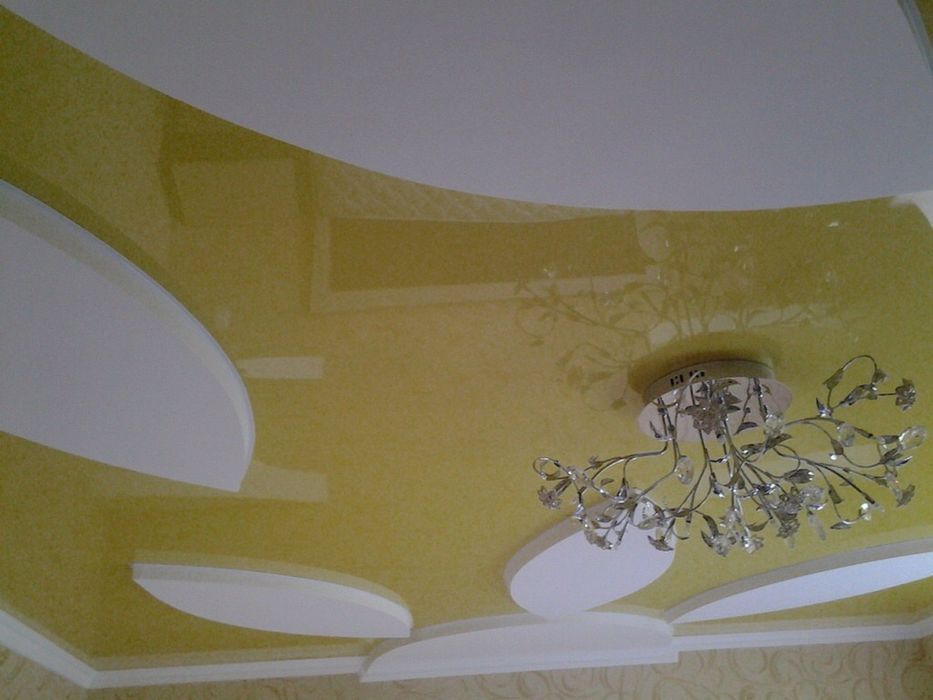 Натяжні  стелі .