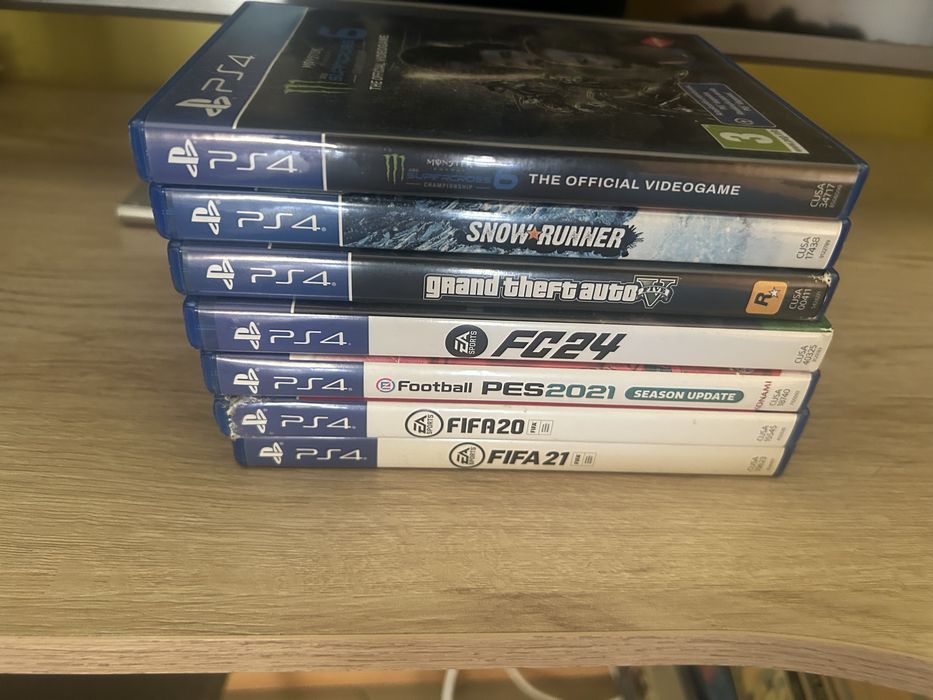 PS4.