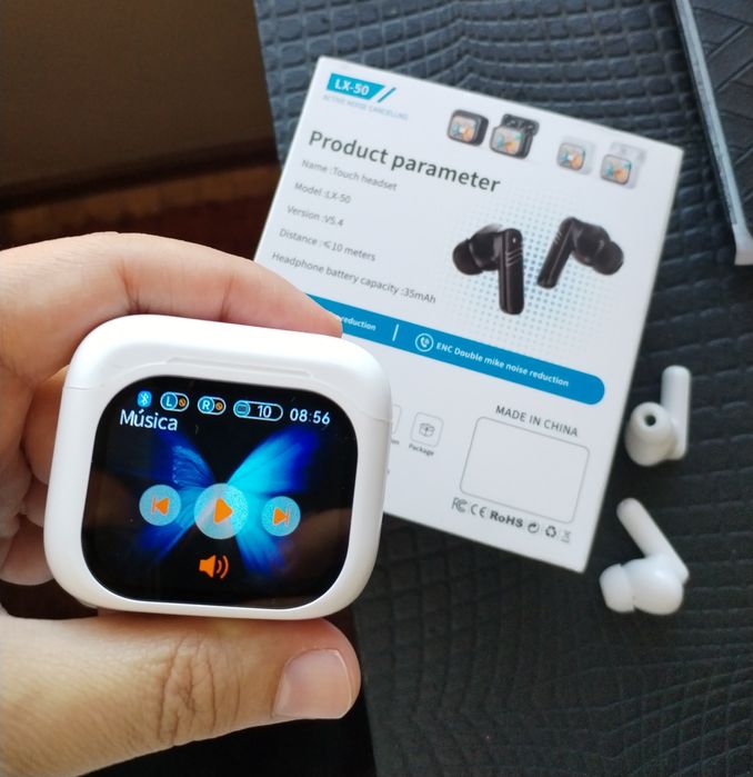 Earphones Bluetooth 5.4 com ANC e ecrã touch