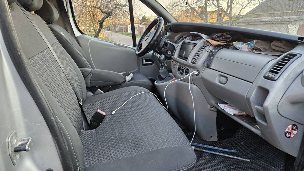 Продам Опель Виваро