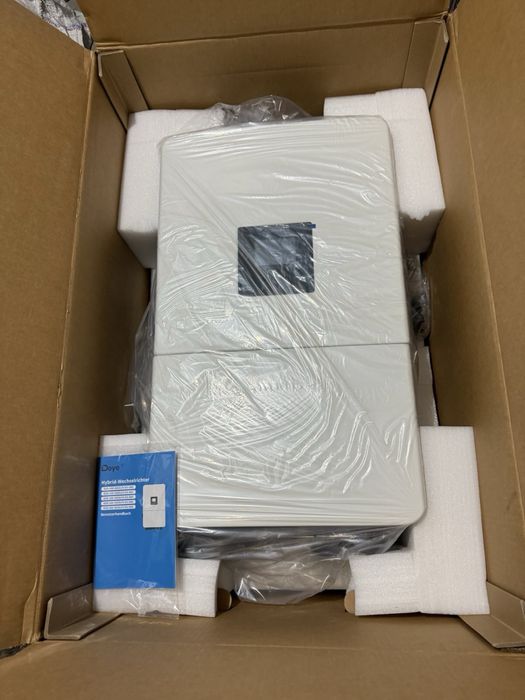 Гібридний інвертор трифазний Deye SUN-15K-SG05LP3-EU-SM2, 15 кВт