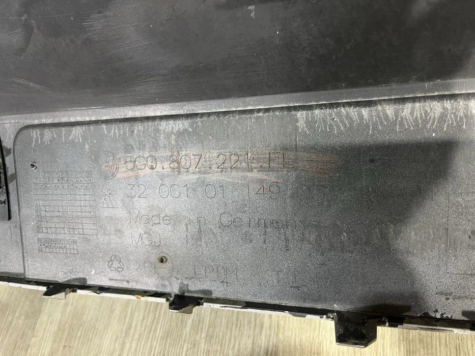 Бампер передний VW Golf 7 ( 2017 2018 2019 2020 г.)