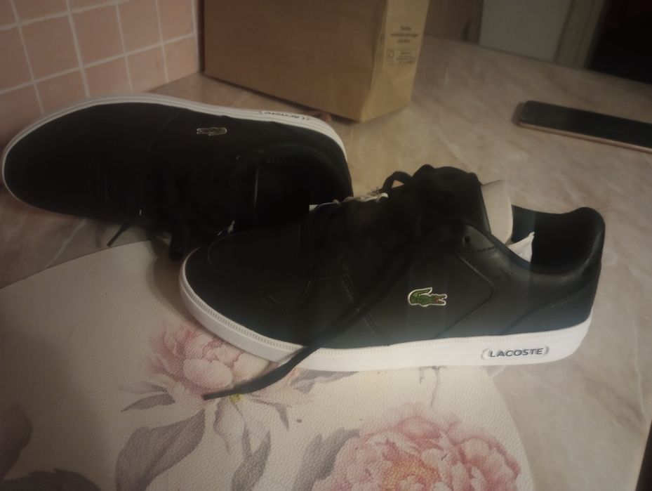 Buty damskie czarne  LACOSTE nowe z metkami