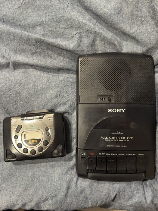 Плеєр panasonic rq-v85 sony tcm-939