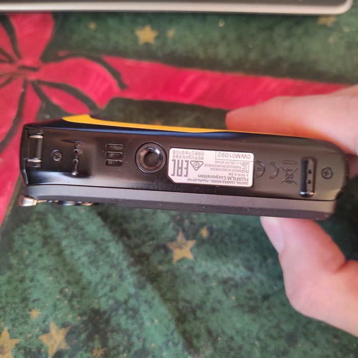 Фотоапарат Fujifilm Finepix XP140 (під ремонт)