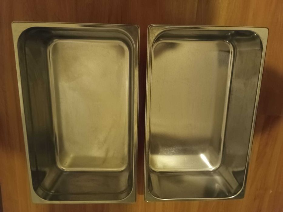 2 tabuleiros em inox
