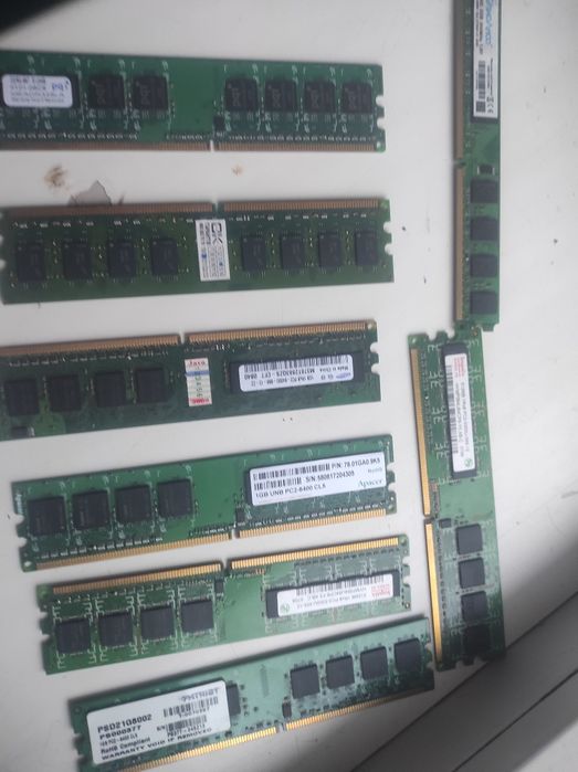 Продам оперативну пам'ять все за 799 з торгом