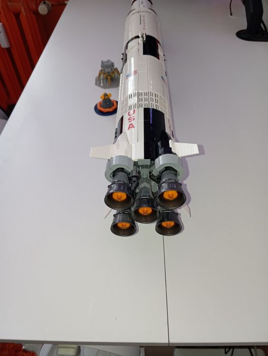 LEGO 92176 NASA Apollo Saturn V