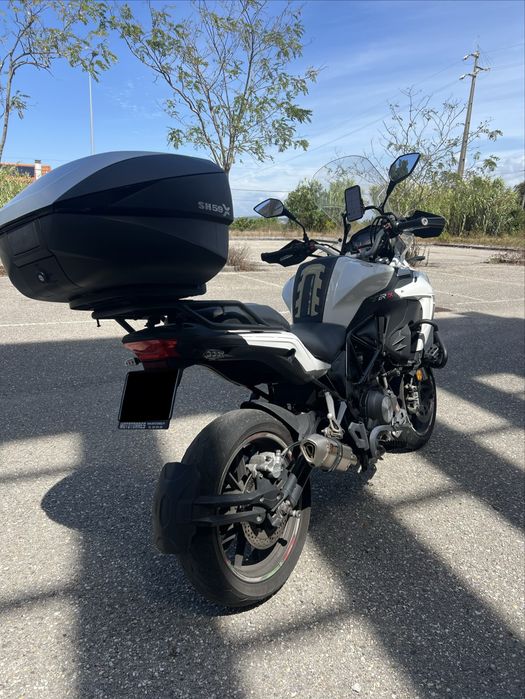 Benelli TRK 502 Akrapovic
