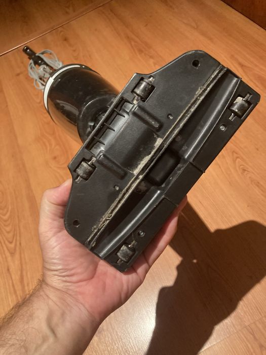 Aspirador mao com fio marca Deema