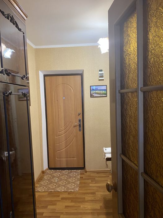 Центр Павлоград подобово , погодинно квартиру  600 грн .рядом ВЛК