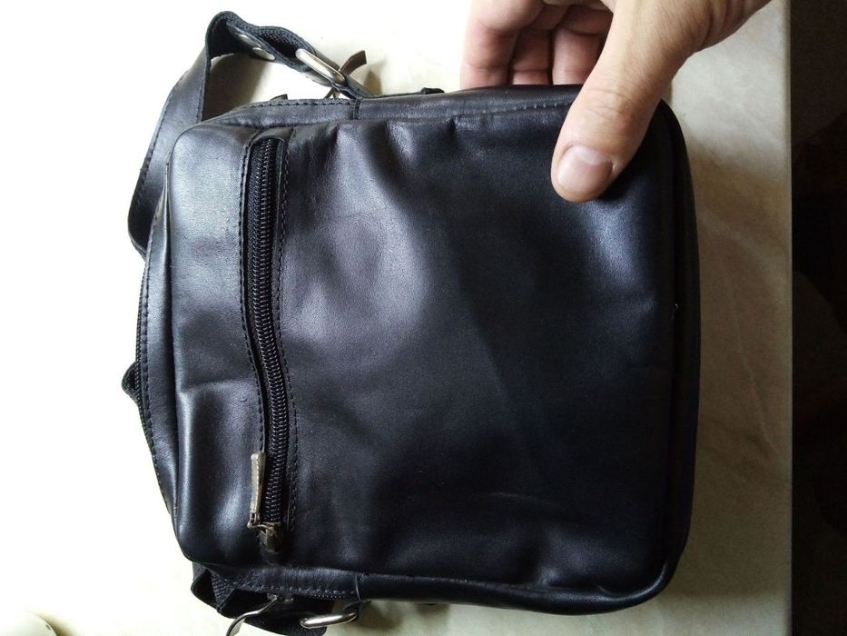 Нова чоловіча сумка, шкіряна 20*20*20