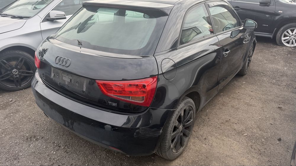 Audi A1 S line silnik 1.6 TDI 2012r,Anglik z kluczykami