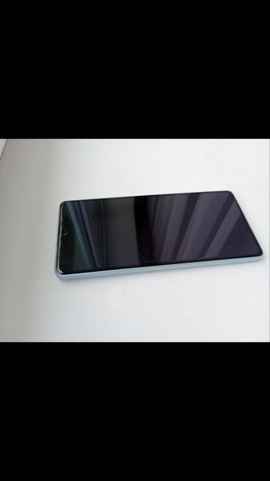 Продам Телефон Poco f5