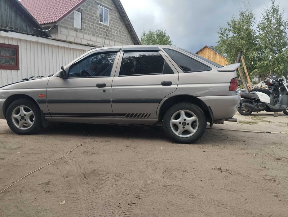 Продам Форд ескорт