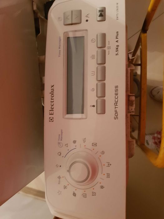 Zamek pralki elektrolux