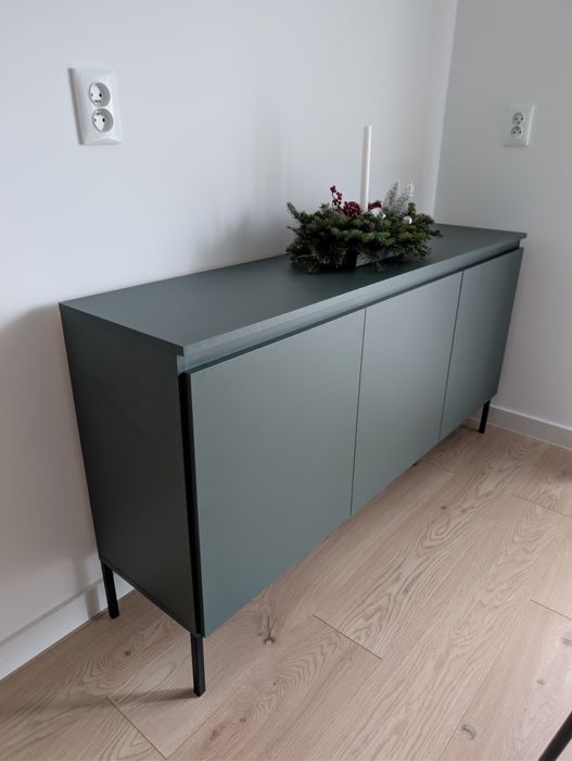 Komoda trzydrzwiowa 150 cm