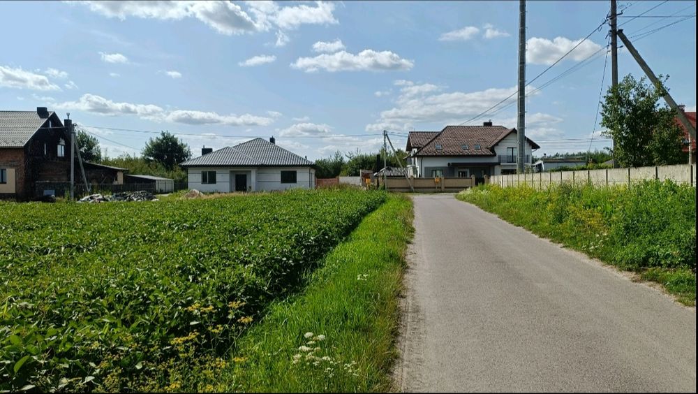 Зем.ділянки 61 сот в с.Озерце