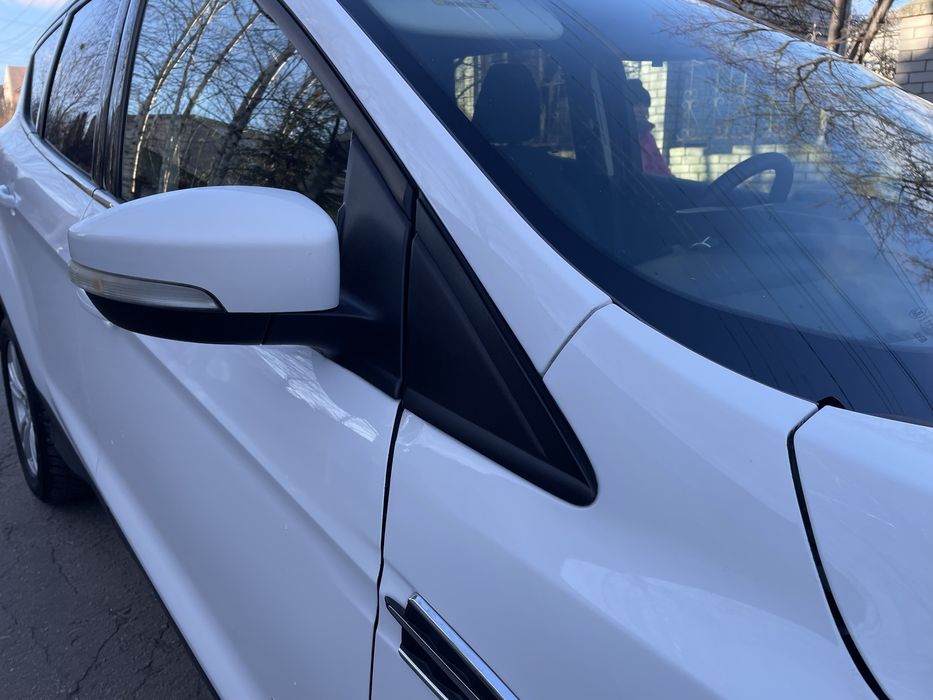 Продам Ford Kuga 2017 года дизель без подкрасов с родным пробегом