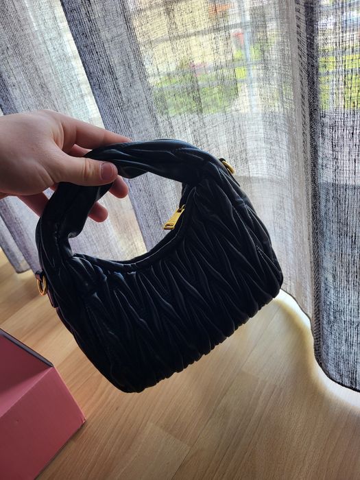 Bolsa preta Miu Miu original