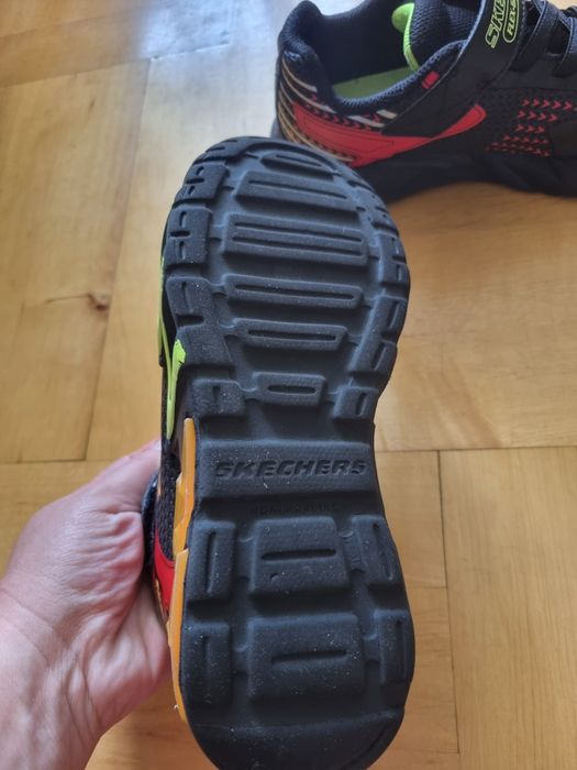 Adidasy Skechers Lights r 33.5 wkł 21cm jak nowe i świecą