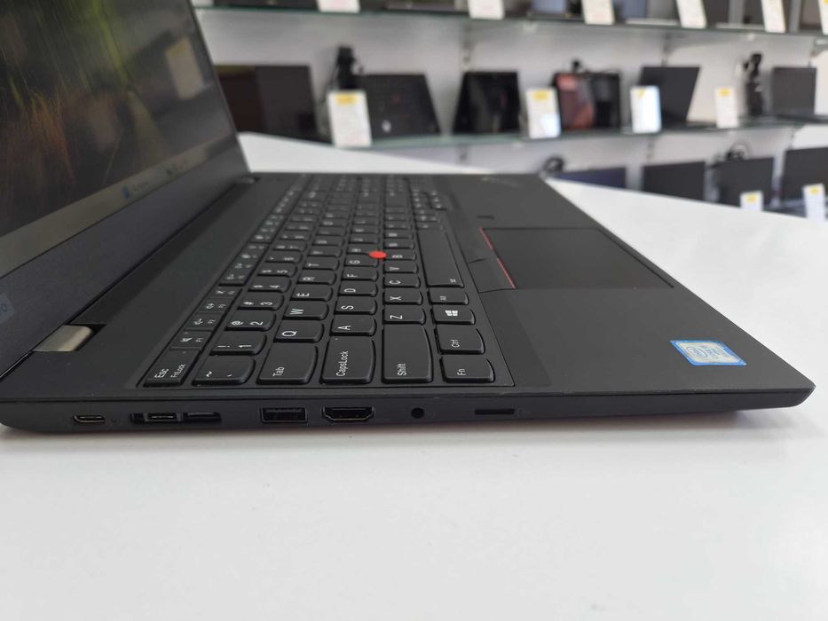 Lenovo ThinkPad T590 Ptocesor Intel i5 Dysk 256gb ssd Pamięć 16gb Windows Gwarancja