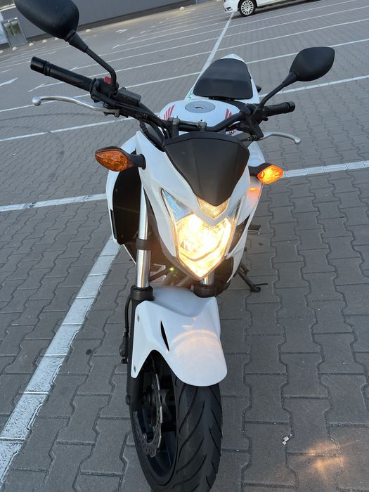 Продам мотоцикл Honda cb400f 2014 року