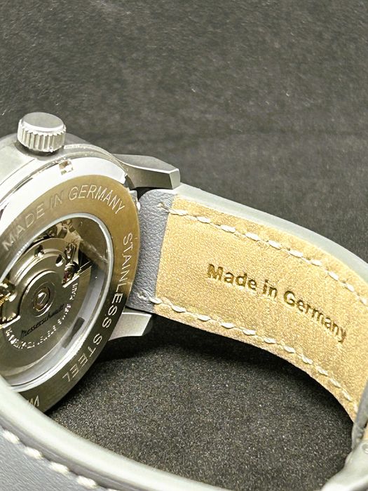 Messerschmitt ME-42 Pilot GR-M – Automatic SW200 – NOS – Full Set