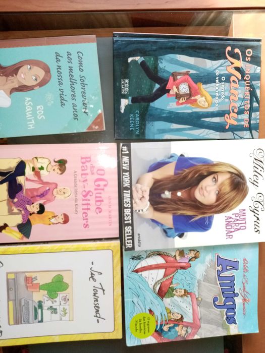 Diário Sofia Nancy High School Clube Chaves Mole Montana Miley Cyrus