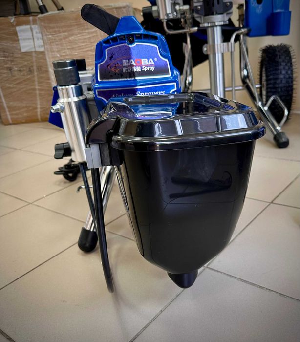 Бак, бункер, контейнер для фарби шпаклівки для фарбувальних апаратів