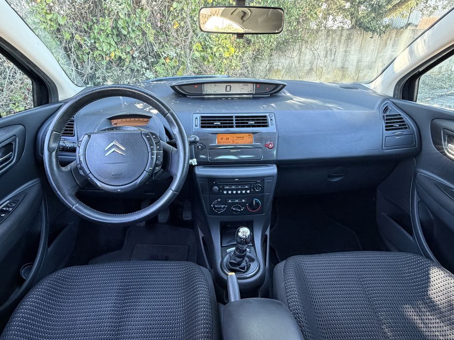 Citroën C4 — fotografia 8