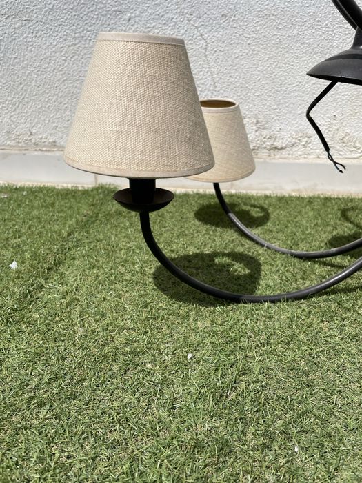 Lustre se ferro preto