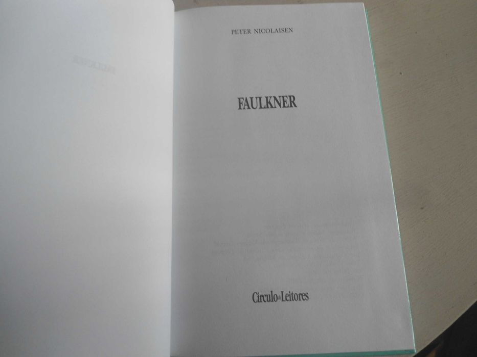 Faulkner por Peter Nicolaisen