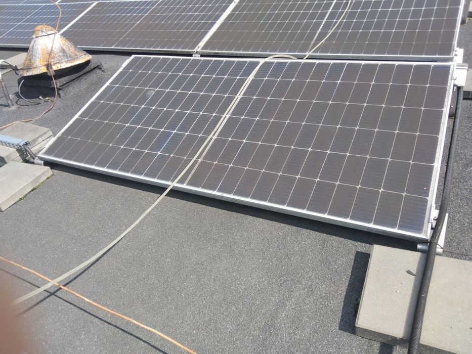 Mycie paneli Fotowoltaicznych mycie elewacji mycie kostki mycie dachów