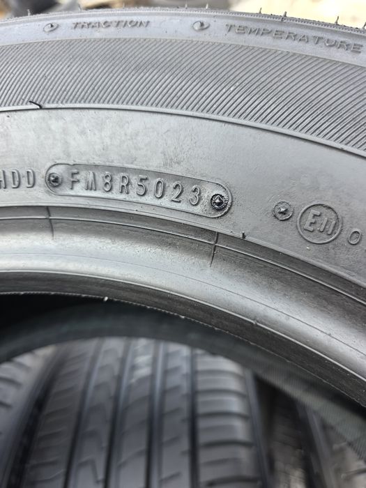 Шини 235/60r17 як нові 8 мм. 23 й рік
