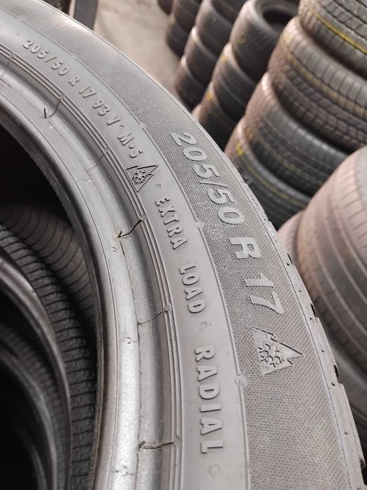 Шини бу 215/55 R17 Continental ContiContact TS815 Комплект Зима