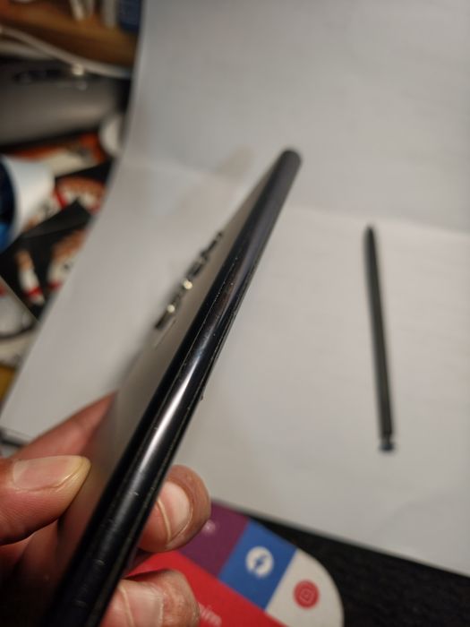 Samsung Galaxy S22 Ultra 256GB – Como novo, com proteções desde o início
