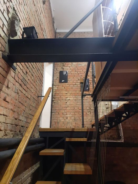 Оренда приміщення вул.Стельмаха,ремонт, 2 окремі входи,метро Голосіївс