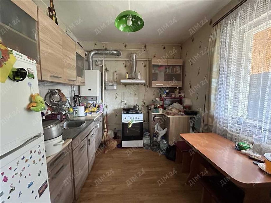 Цегляний будинок в Нових Санжарах