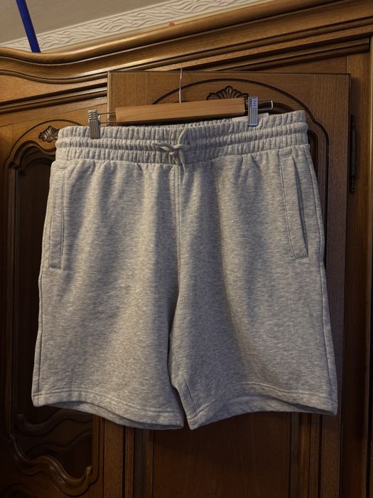 Шорти чоловічі сірі H&M з начісом L