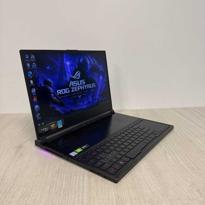 Asus ROG Zephyrus S15 GX531GW 15.6" FHD IPS 144Hz i7-9750H 16GB DDR4 SSD 512GB NVMe RTX 2070 Max-Q 8GB
