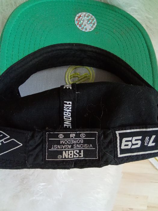 Czapka z daszkiem Fishbone