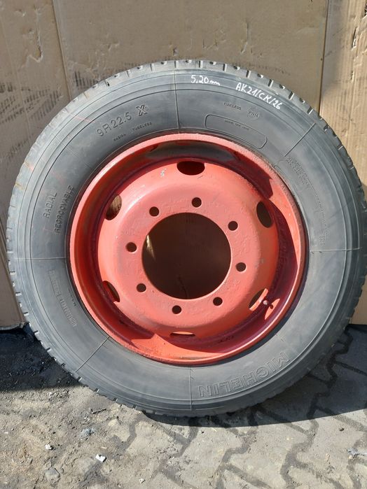 Koło Opona Ciężarowa Zapasowa Wóz Strażacki Renault Saviem Jp13 1X Michelin R22.5