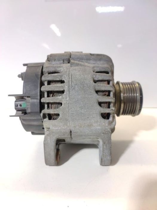 Alternador Renault Megane III  Clio IV 1.5 dci 110cv 2014