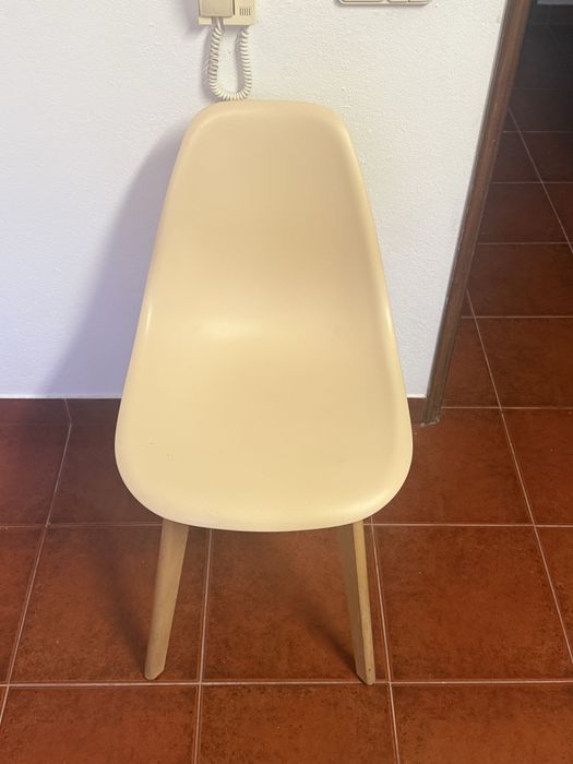 4 Cadeiras para mesa