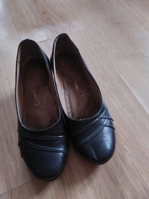 Sprzedam Buty Damskie Skórzane