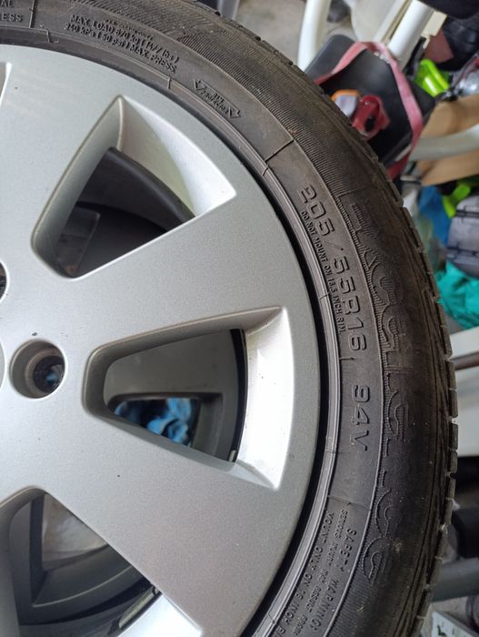 Sprzedam koła BMW Opel Audi Volkswagen r16 r17