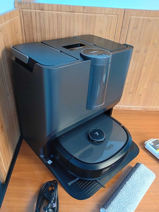 Eureka J20 - Robot odkurzacz